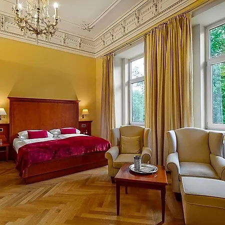 Marienhof Hotel 4*