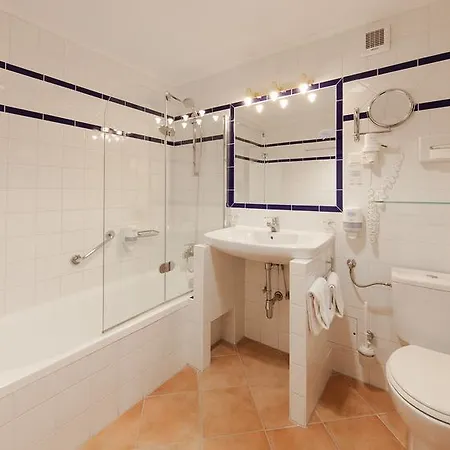 ホテル Marienhof 4*