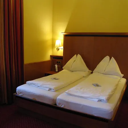 ホテル Marienhof 4*